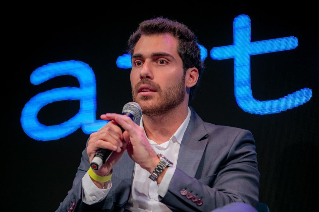 Why Gustavo Is Into Technology In Sao Paulo – Shaping The City's Future!